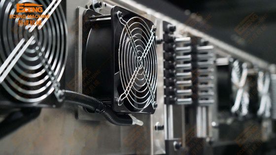 ماشین دمشی اتوماتیک 13000bph SMC دستگاه تولید بطری پت 500ml