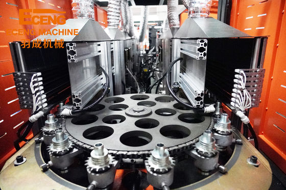 Q9000 دستگاه شستن بطری آب 6 حفره 8000-9000 PCS / HR خروجی 2000ML