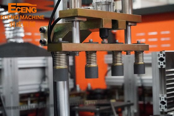 دستگاه قالب گیری بادی بطری آب Eceng Q6000 4 حفره 330 میلی متری