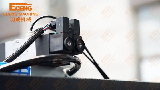 دستگاه بطری خطی با سرعت بالا K6 12000BPH 6 حفره برای کارایی بالا