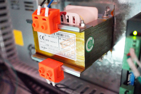 دستگاه تولید بطری PET قابل اعتماد 3 حفره Eceng Q4500