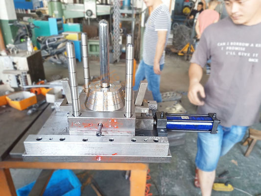 S136 Bottle PET Injection Blow Mold 1 Cavity CE SGS ISO