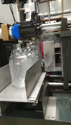 دستگاه قالب گیری دمشی بطری KB1 PET 5 گالن 6000 کیلوگرم صرفه جویی در انرژی